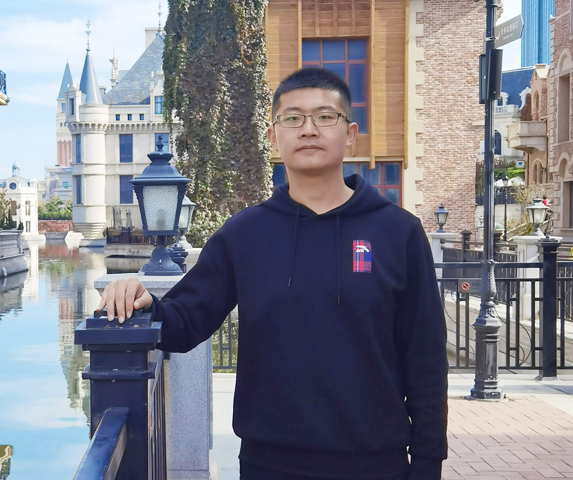 1733278529917469.jpeg 12.4科技人物3.jpg